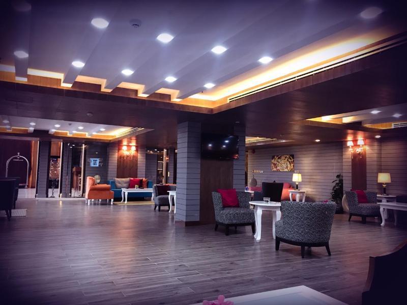 Golden Bujari Hotel Эль-Хубар Экстерьер фото