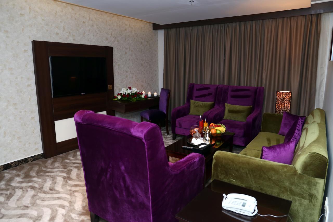 Golden Bujari Hotel Эль-Хубар Экстерьер фото