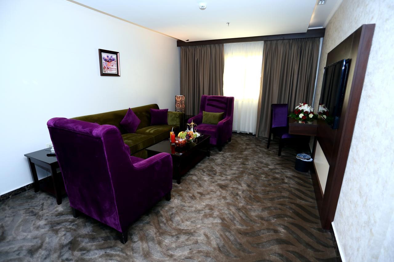 Golden Bujari Hotel Эль-Хубар Экстерьер фото